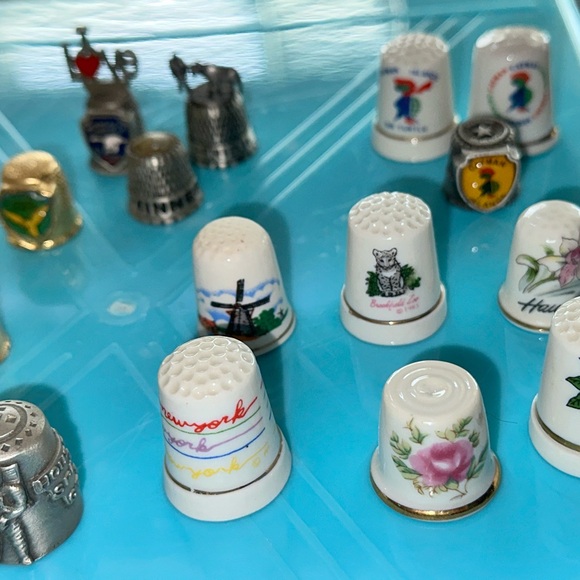 Decorative Thimble Collection with Floral and Scenic Designs - Picture 1 of 10
